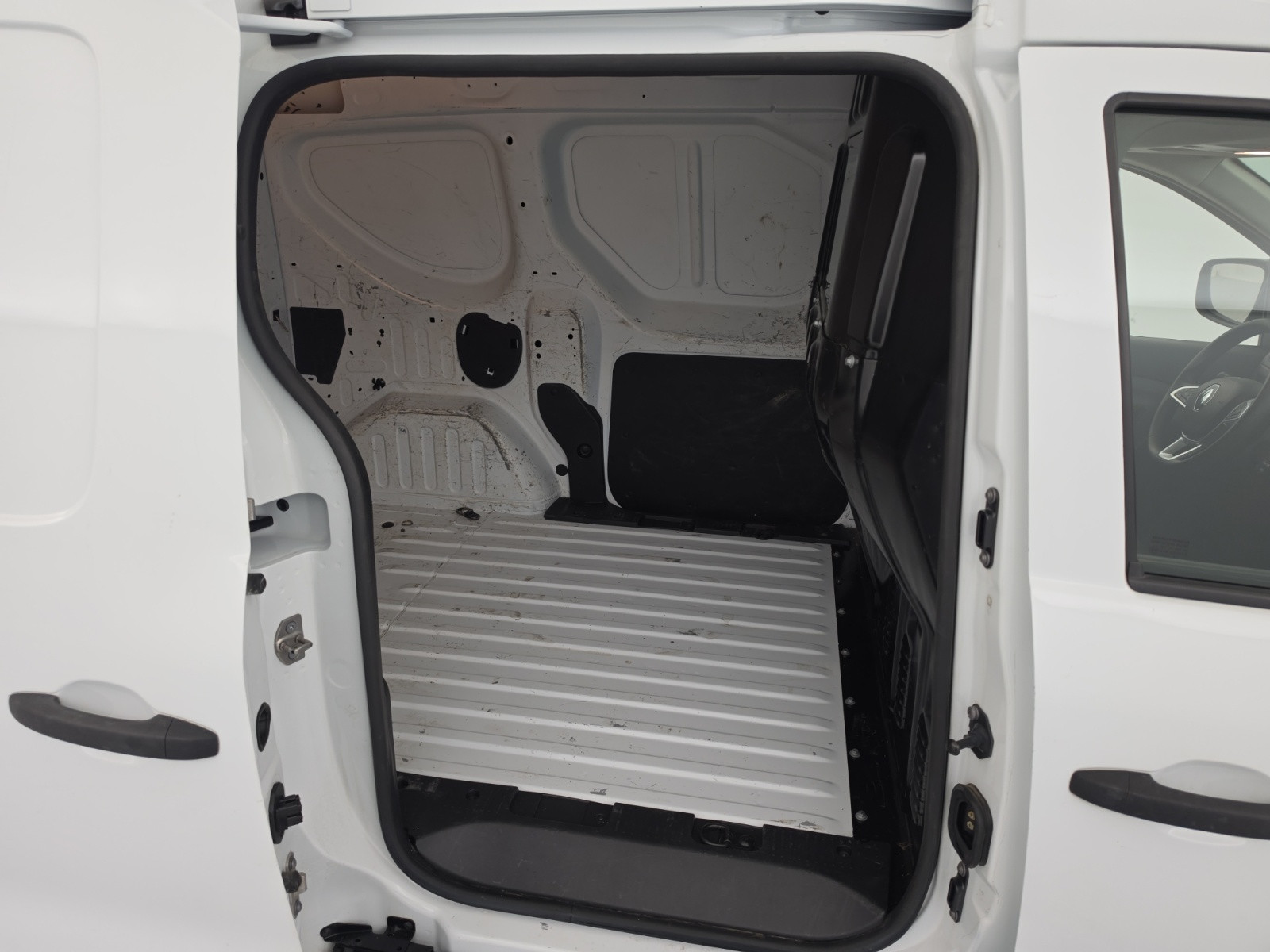 Vente en ligne Renault Express Van  BLUE DCI 95 - 22 au prix de 14 990 €
