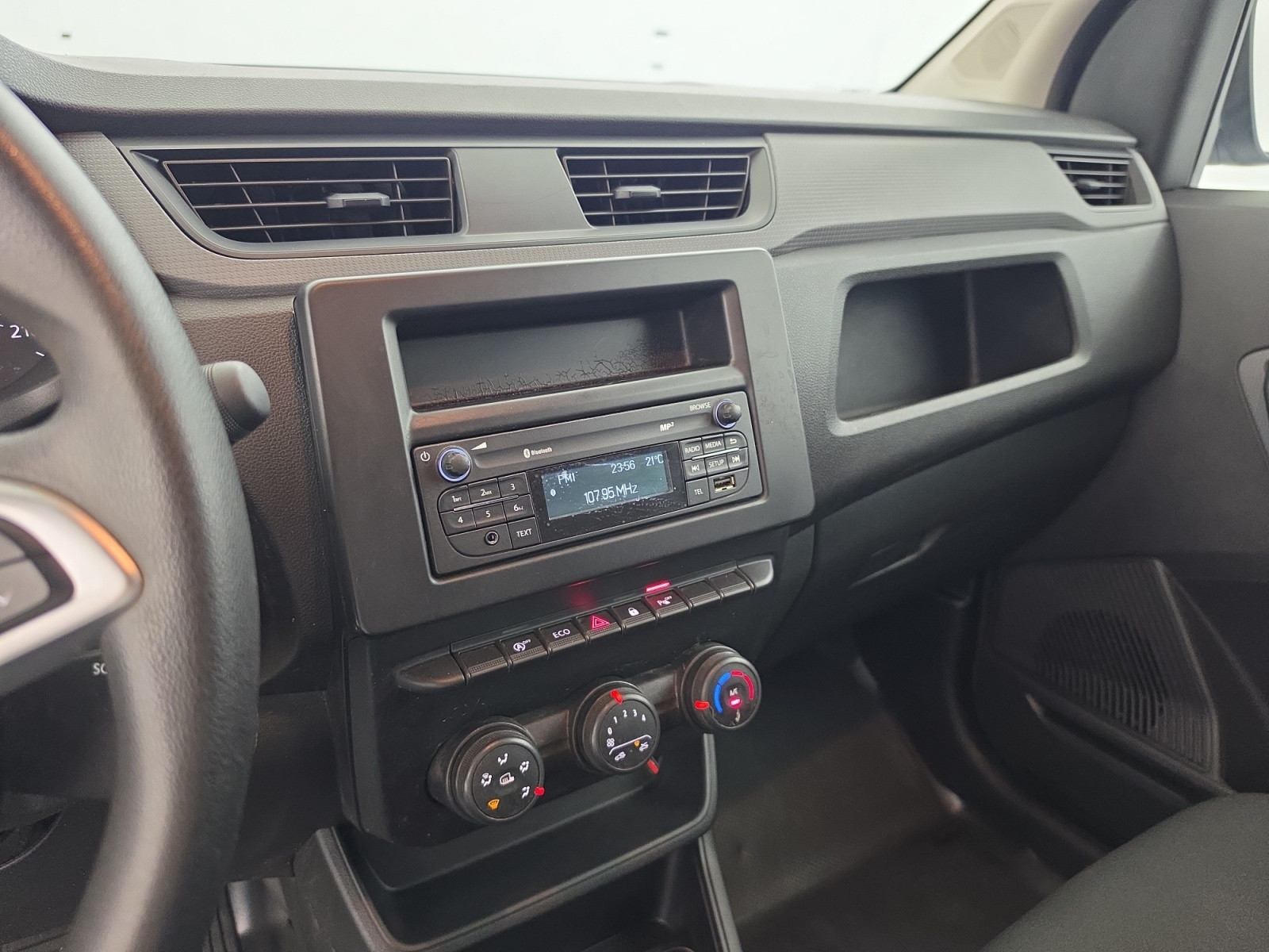 Vente en ligne Renault Express Van  BLUE DCI 95 - 22 au prix de 14 990 €