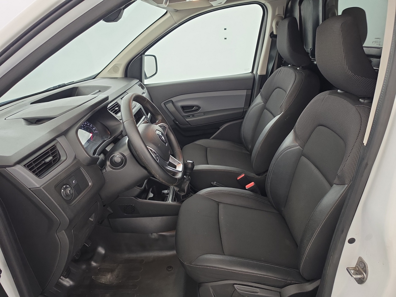 Vente en ligne Renault Express Van  BLUE DCI 95 - 22 au prix de 14 990 €