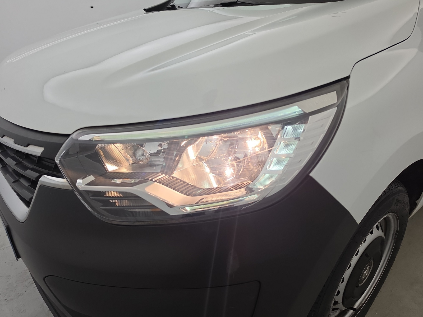 Vente en ligne Renault Express Van  BLUE DCI 95 - 22 au prix de 14 990 €