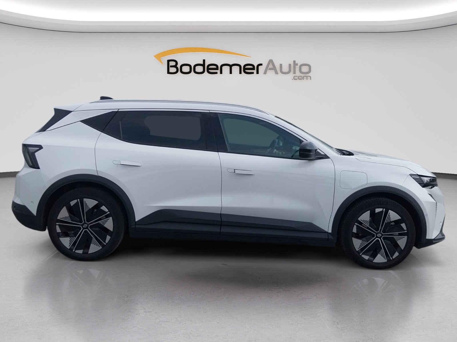 Vente en ligne Renault Scenic E-Tech Scenic E-Tech électrique 220 ch grande autonomie au prix de 37 490 €