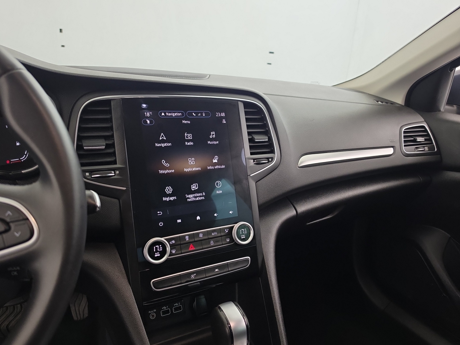 Vente en ligne Renault Megane 4  TCe 140 EDC au prix de 17 690 €