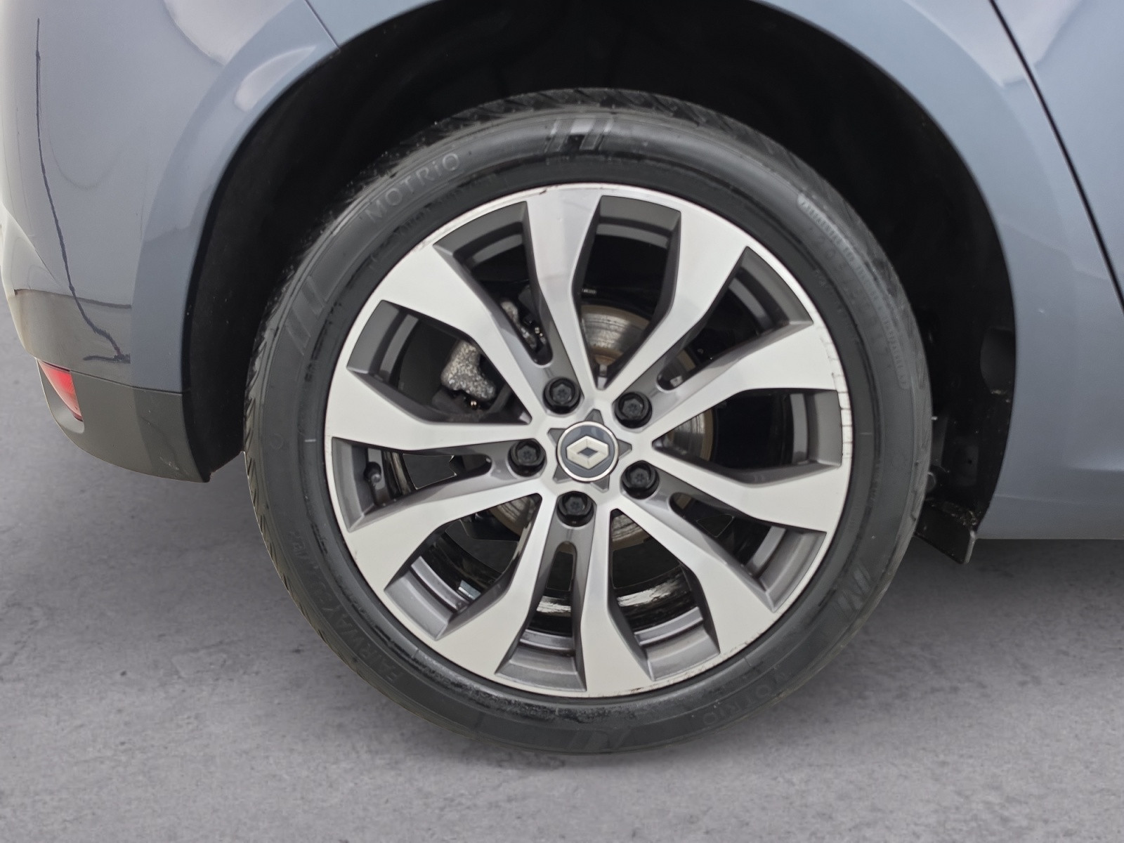 Vente en ligne Renault Megane 4  TCe 140 EDC au prix de 17 690 €