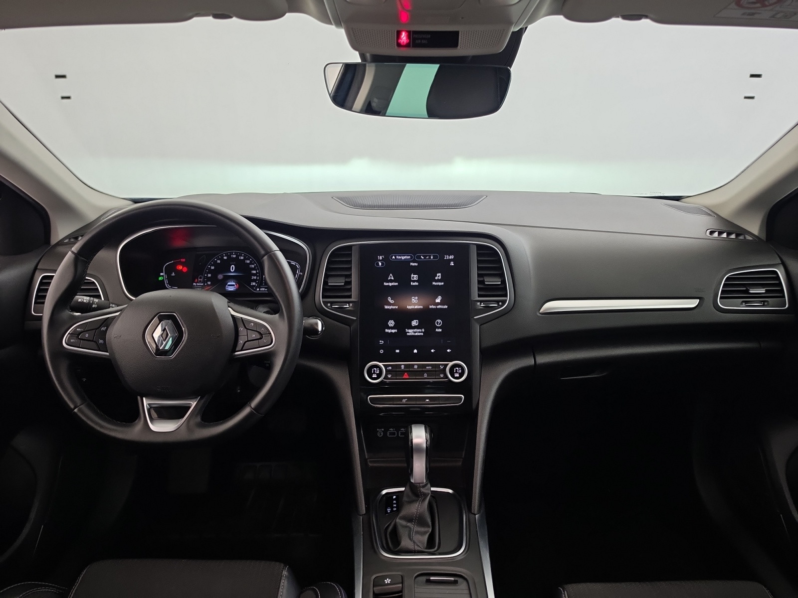 Vente en ligne Renault Megane 4  TCe 140 EDC au prix de 17 690 €