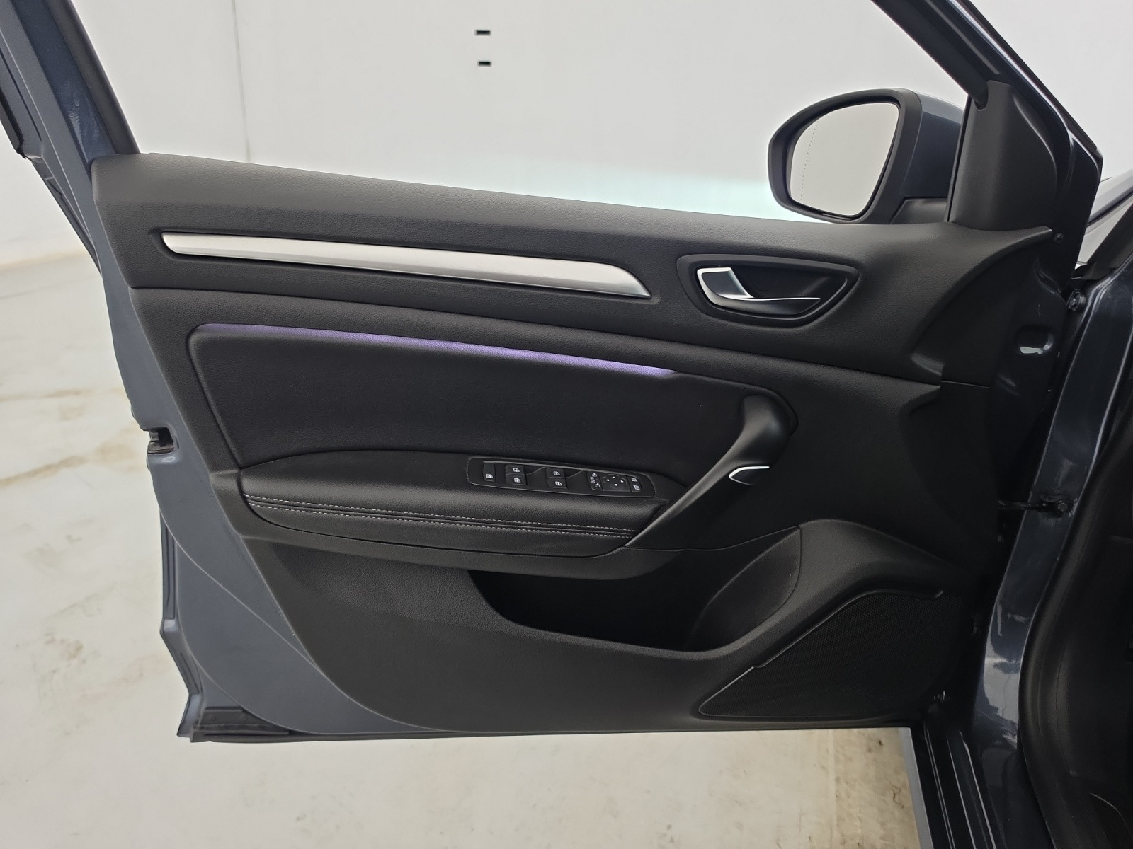 Vente en ligne Renault Megane 4  TCe 140 EDC au prix de 17 690 €