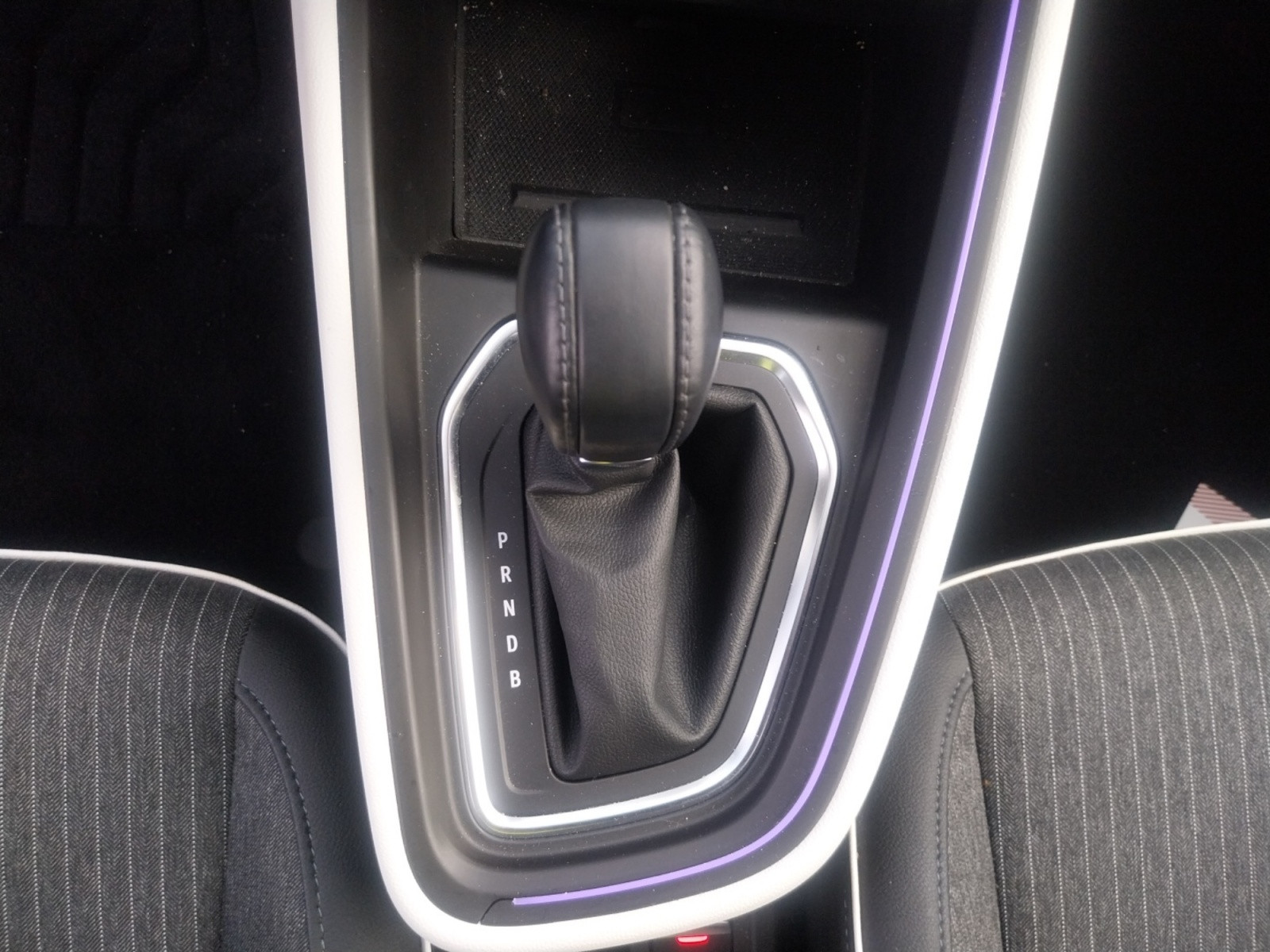 Vente en ligne Renault Clio 5 Clio E-Tech full hybrid 145 au prix de 18 490 €