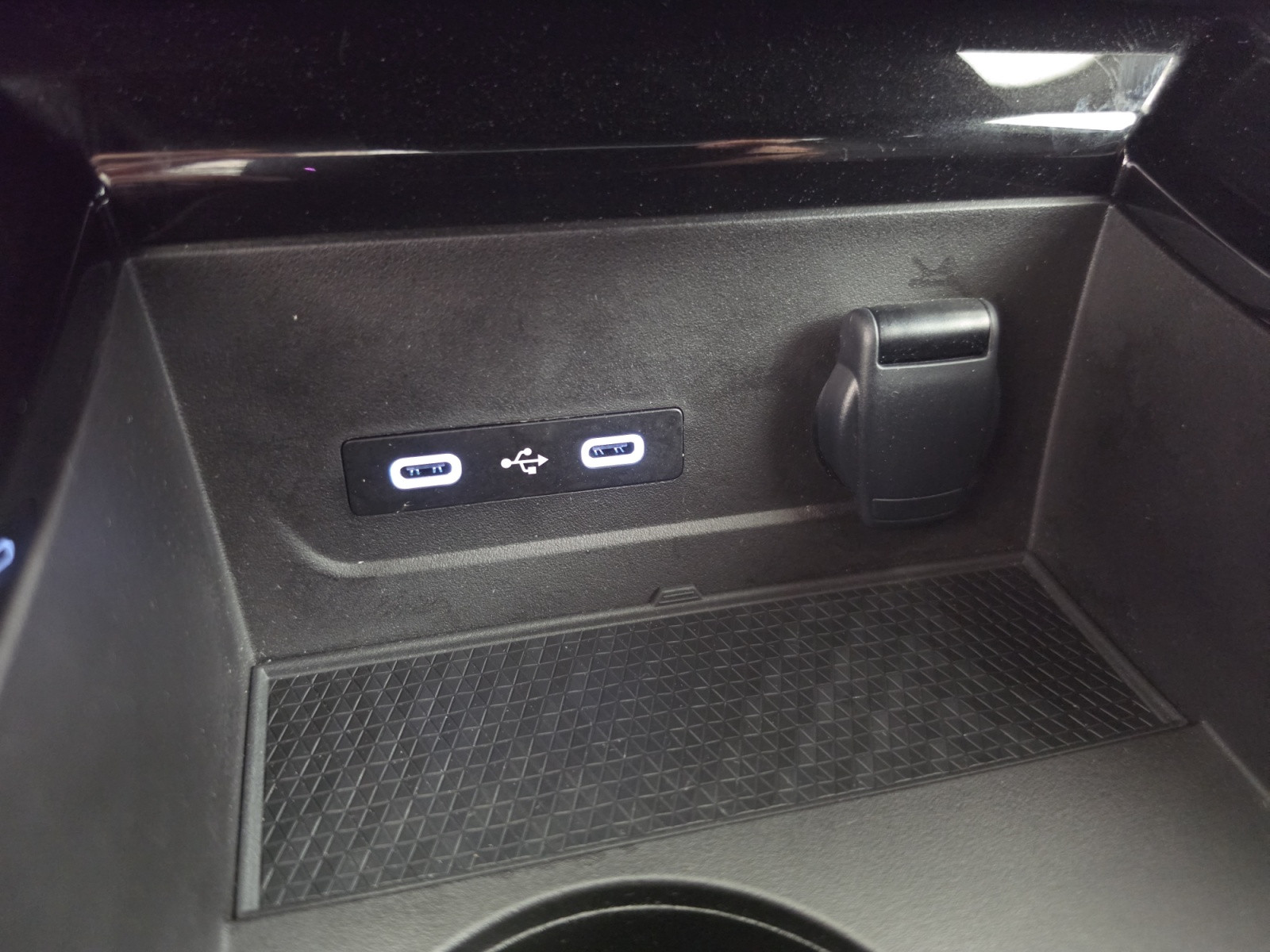 Vente en ligne Renault Espace Espace full hybrid E-Tech 200 ch 7pl au prix de 40 490 €
