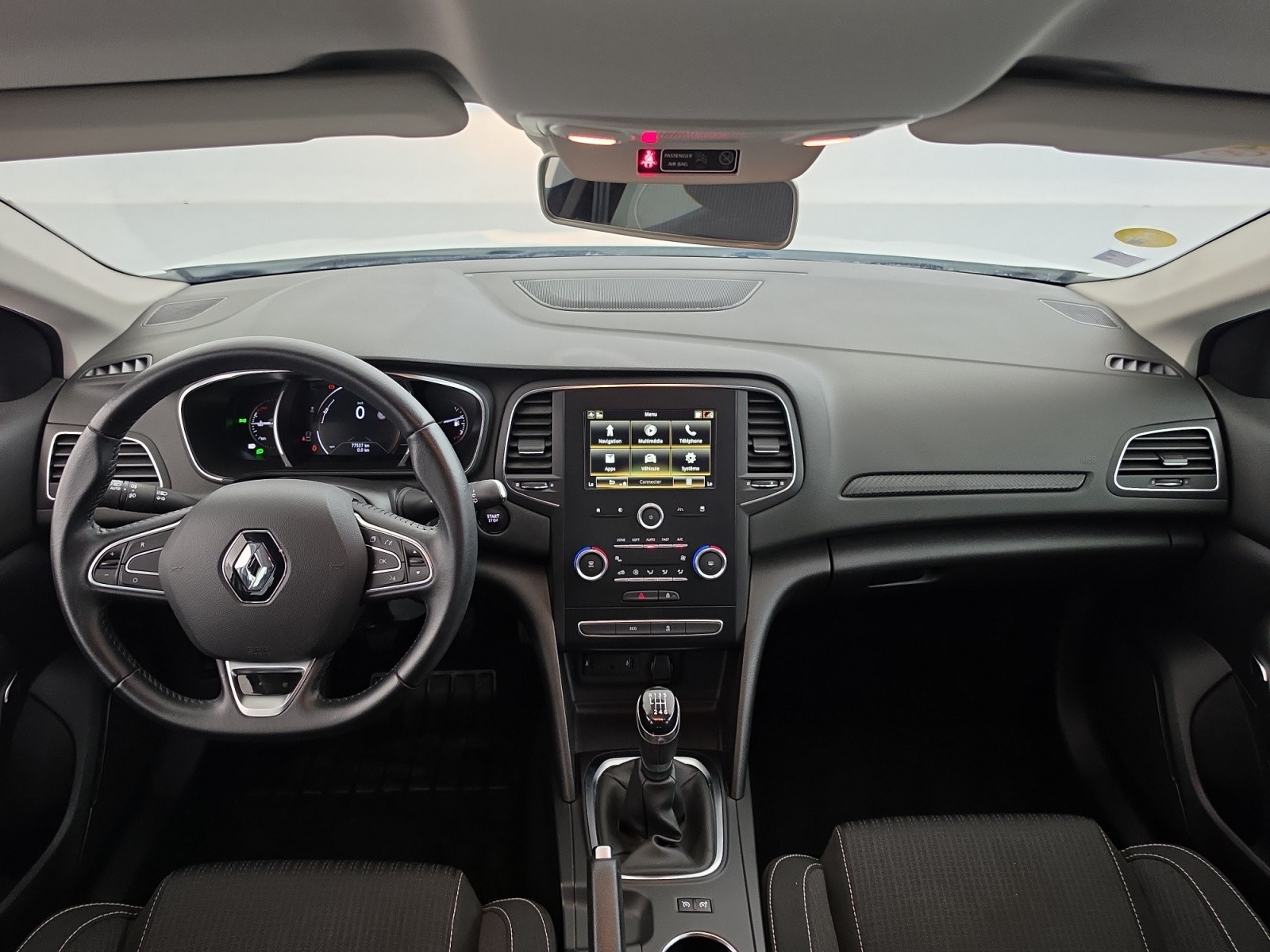 Vente en ligne Renault Megane 4 Mégane IV Berline Blue dCi 115 au prix de 13 990 €