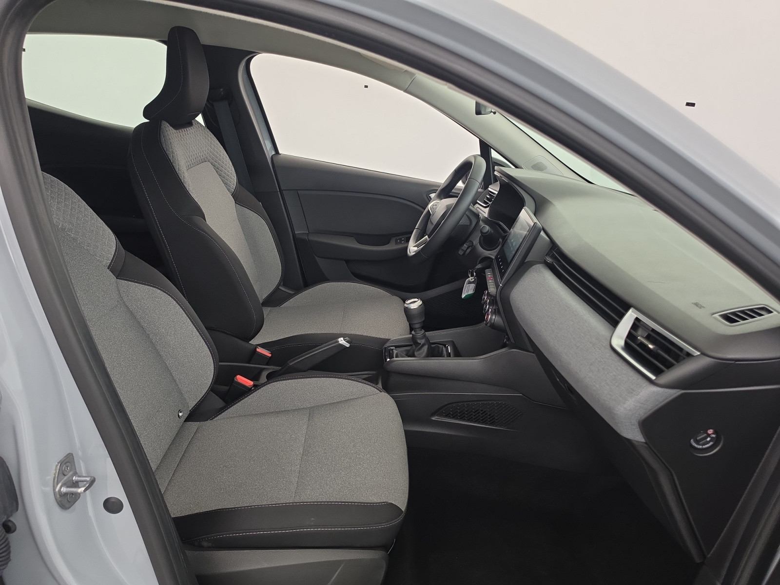 Vente en ligne Renault Clio 5 Clio Blue dCi 100 ch GSR2 au prix de 17 590 €