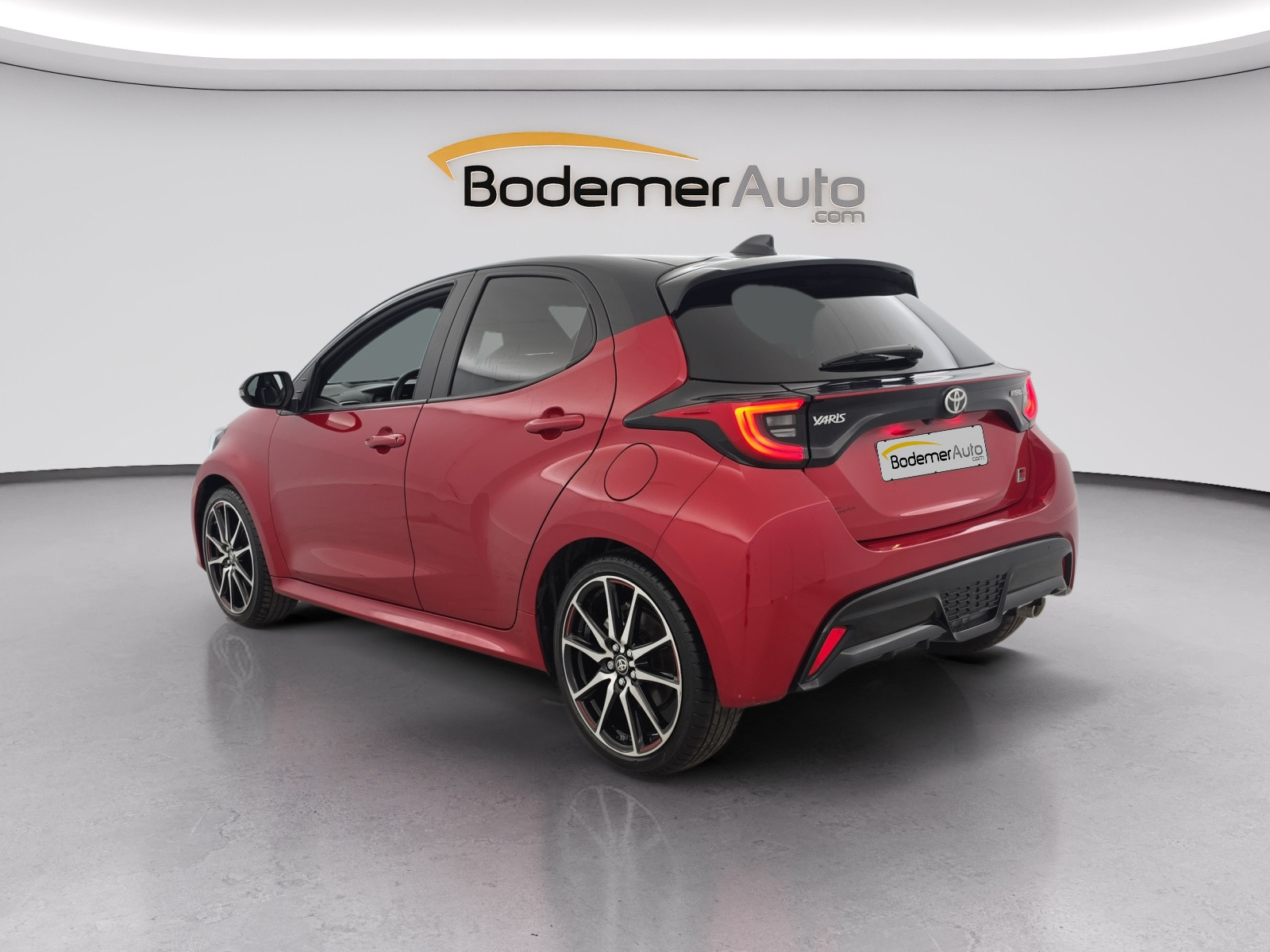 Vente en ligne Toyota Yaris Yaris Hybride 116h au prix de 21 490 €
