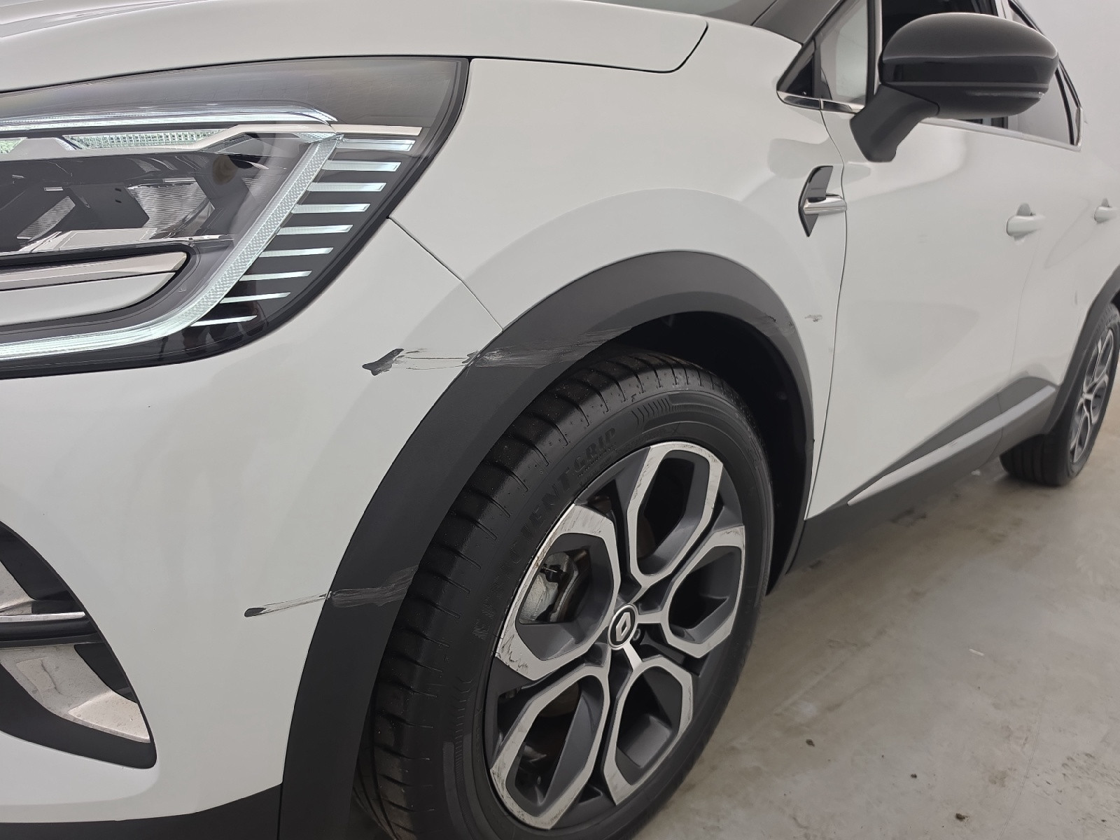 Vente en ligne Renault Captur  E-Tech full hybrid 145 au prix de 20 990 €