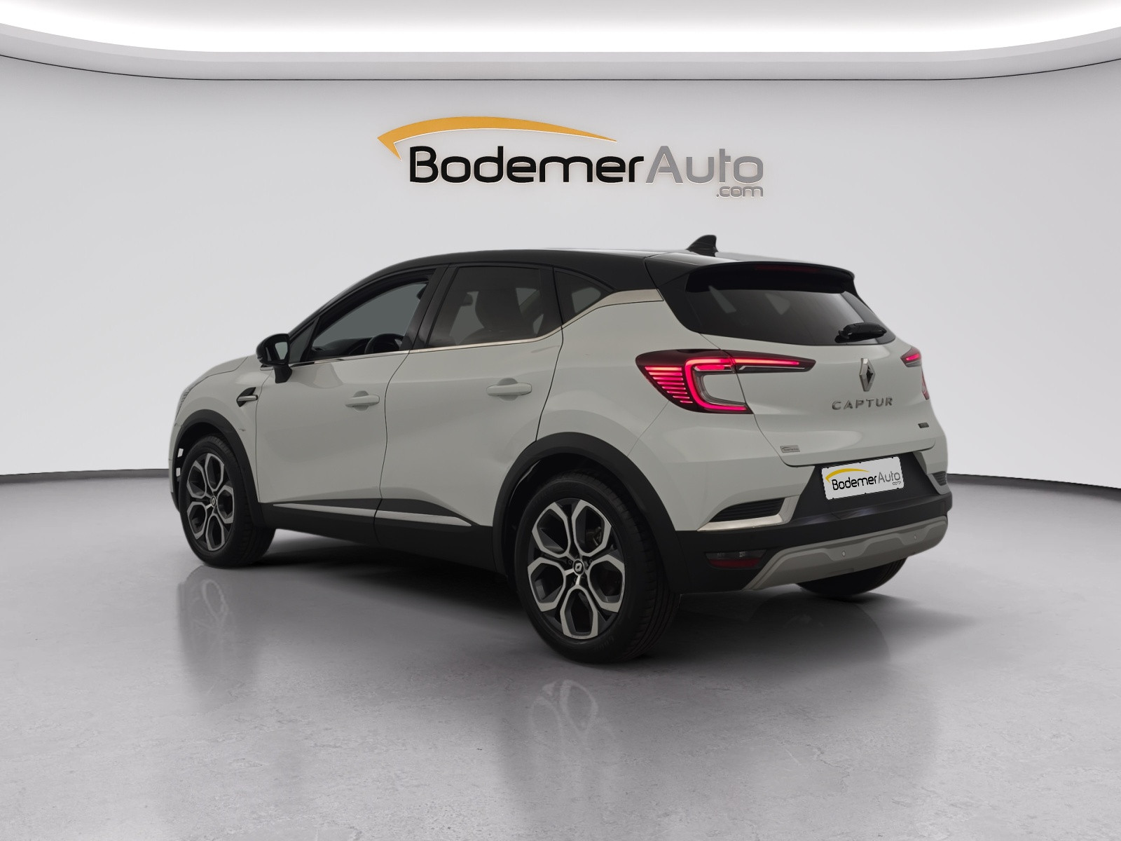Vente en ligne Renault Captur  E-Tech full hybrid 145 au prix de 20 990 €
