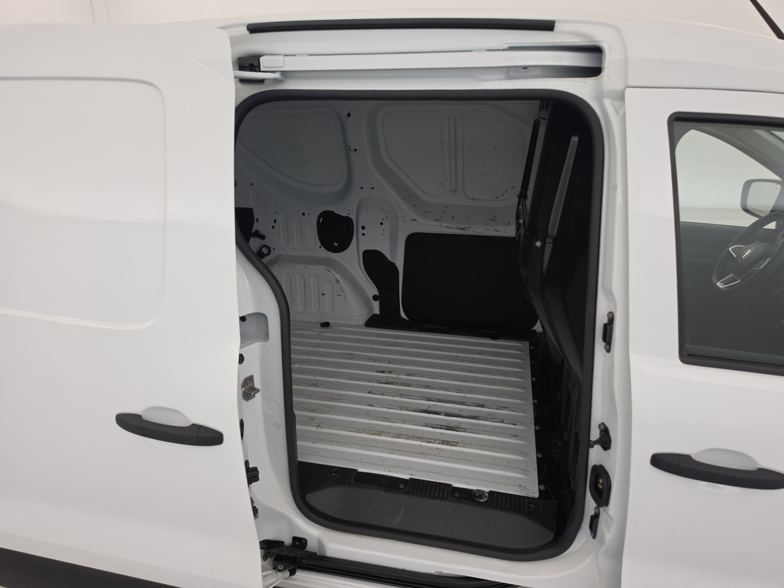 Vente en ligne Renault Express Van  BLUE DCI 95 - 22 au prix de 14 990 €