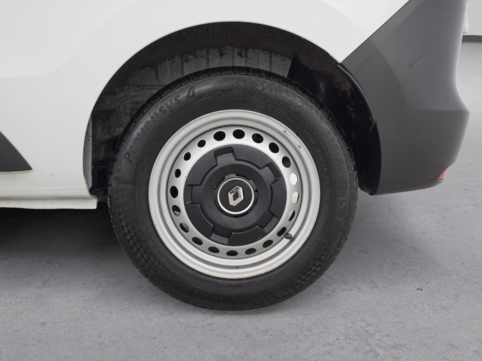 Vente en ligne Renault Express Van  BLUE DCI 95 - 22 au prix de 14 990 €