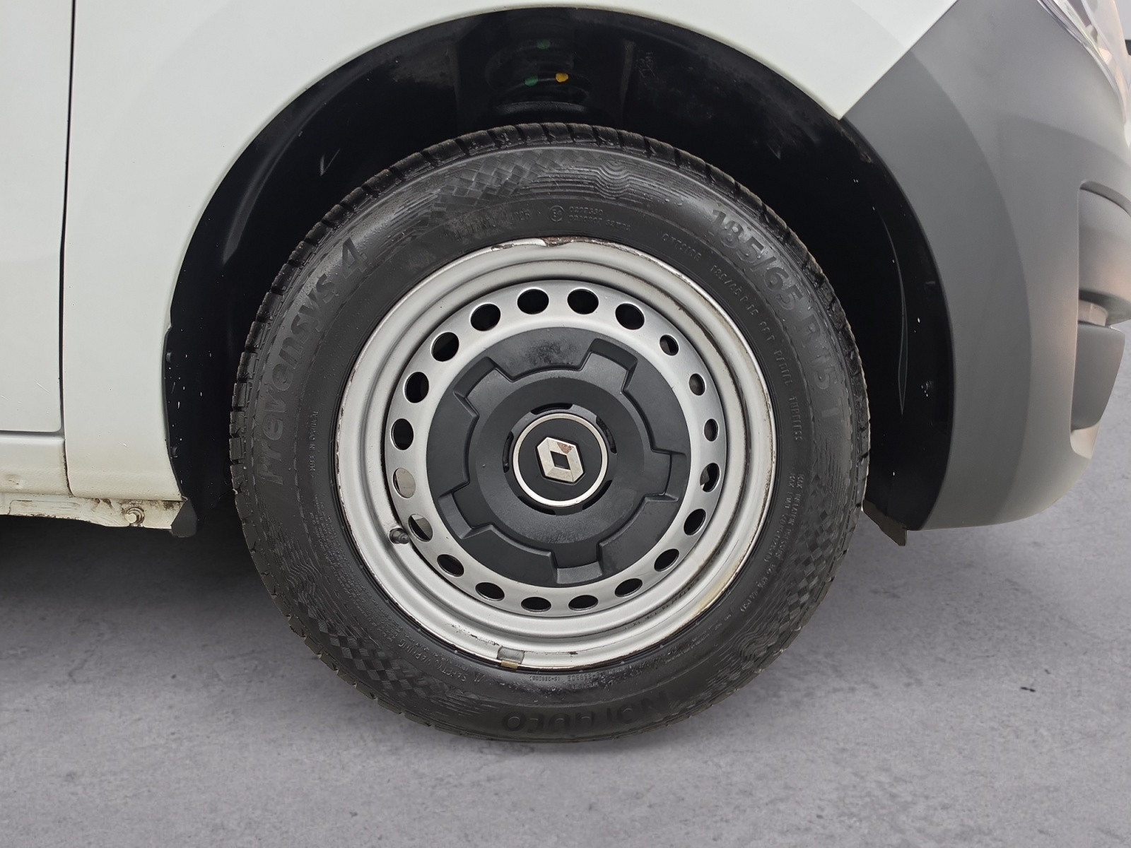 Vente en ligne Renault Express Van  BLUE DCI 95 - 22 au prix de 14 990 €