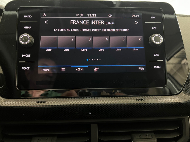 Photo 11 de l'offre de VOLKSWAGEN T-CROSS 1.0 TSI 116CH LIFE DSG7 - 27 % à 25999€ chez Automobiles 25