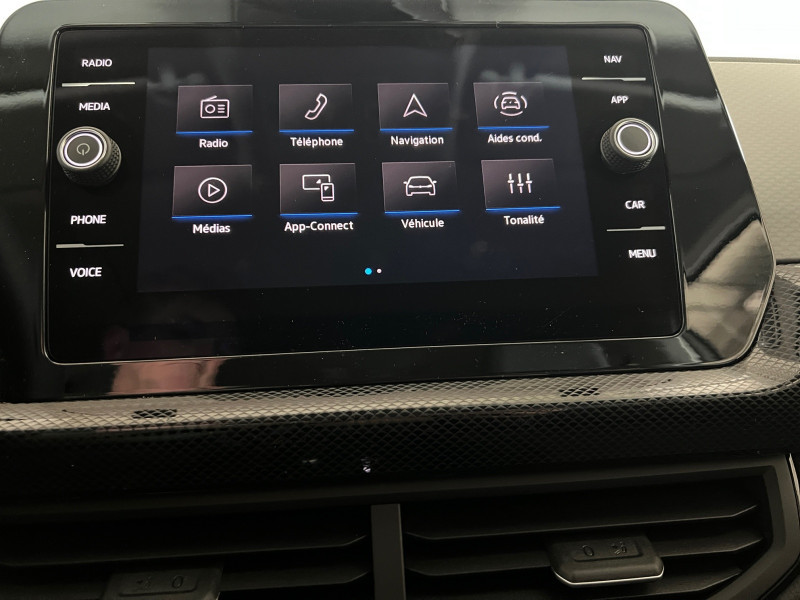 Photo 14 de l'offre de VOLKSWAGEN T-CROSS 1.0 TSI 116CH LIFE DSG7 - 27 % à 25999€ chez Automobiles 25