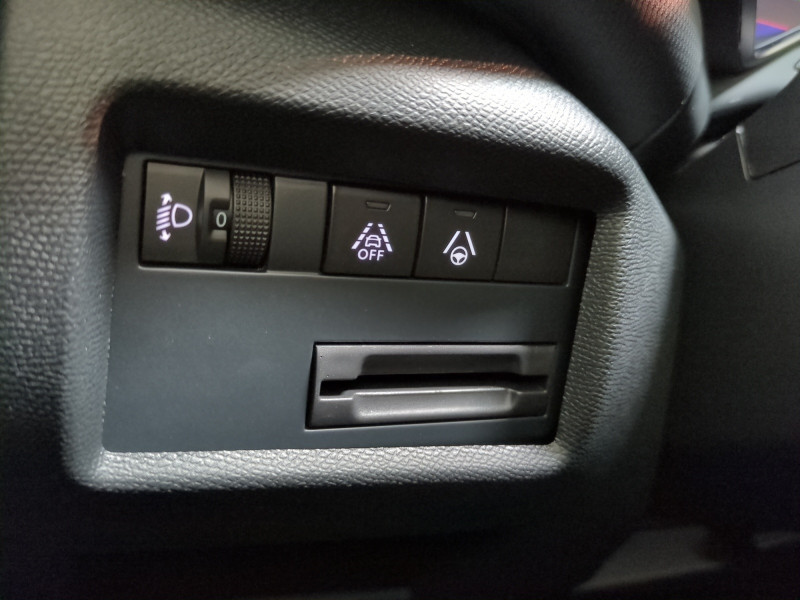 Photo 17 de l'offre de CITROEN C5 AIRCROSS 1.5 BLUEHDI 130CH MAX BOITE AUTOMATIQUE - 34 % à 27999€ chez Automobiles 25