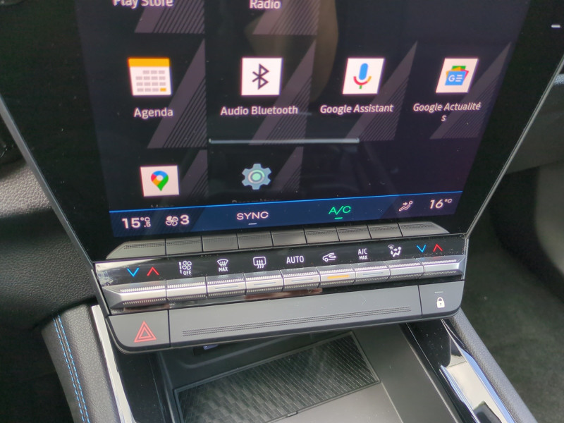 Photo 15 de l'offre de RENAULT AUSTRAL 1.2 E-TECH FULL HYBRID 200CH TECHNO ESPRIT ALPINE  - 27 % à 35298€ chez Automobiles 25