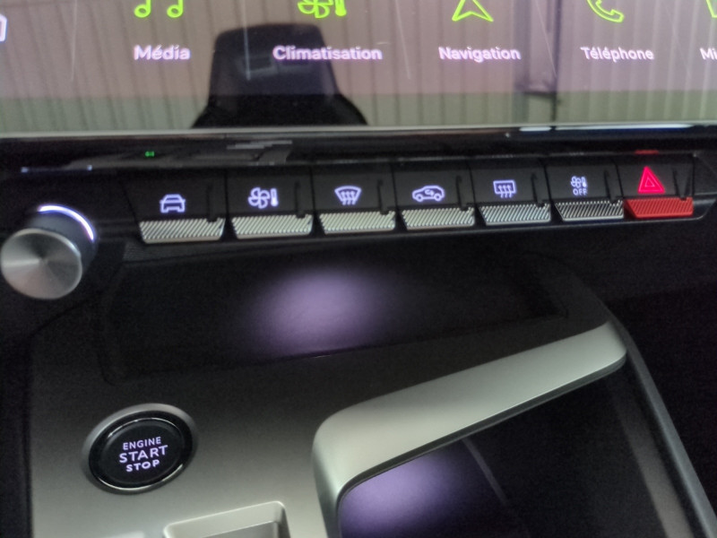 Photo 17 de l'offre de PEUGEOT 308 1.5 BLUEHDI 130CH S&S GT EAT8 - 34 % à 27698€ chez Automobiles 25