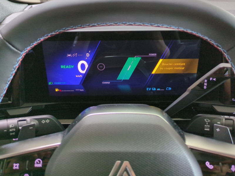Photo 8 de l'offre de RENAULT AUSTRAL 1.2 E-TECH FULL HYBRID 200CH TECHNO ESPRIT ALPINE - 27 % à 35298€ chez Automobiles 25