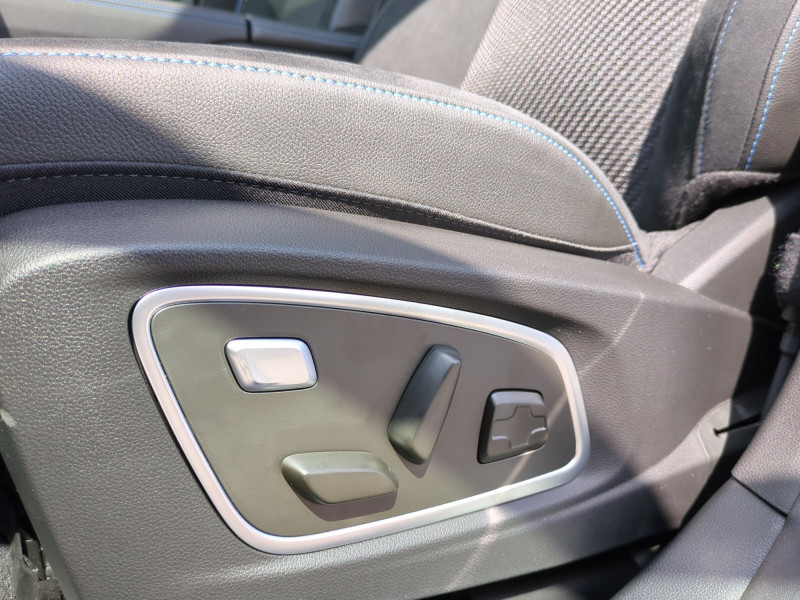 Photo 5 de l'offre de RENAULT AUSTRAL 1.2 E-TECH FULL HYBRID 200CH TECHNO ESPRIT ALPINE - 27 % à 35298€ chez Automobiles 25