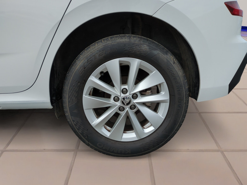 Photo 20 de l'offre de SKODA KAMIQ 1.0 TSI EVO 2 116CH SELECTION DSG7 à 19998€ chez Automobiles 25