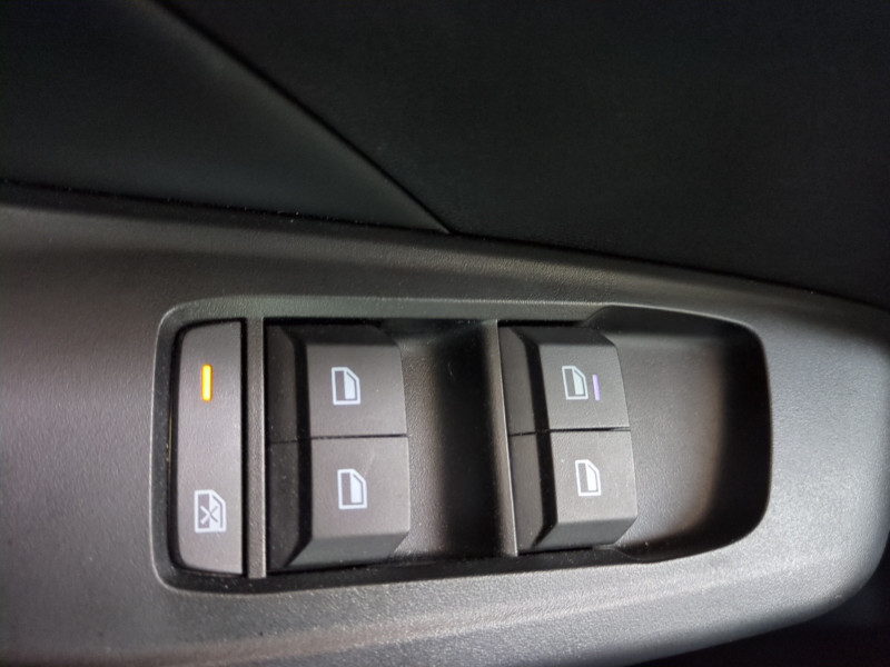 Photo 17 de l'offre de MG MOTOR MG3 HYBRID+ 195CH LUXURY à 18990€ chez Automobiles 25