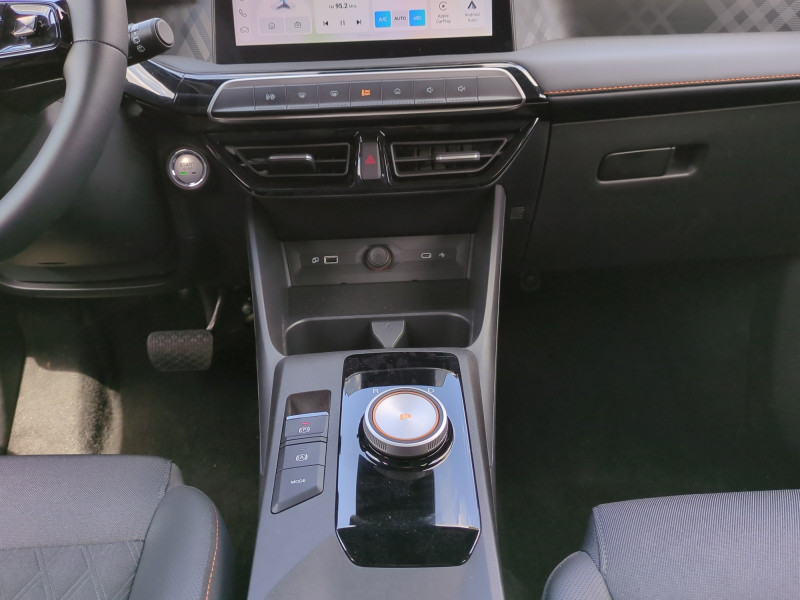 Photo 8 de l'offre de MG MOTOR MG3 HYBRID+ 195CH LUXURY à 18990€ chez Automobiles 25