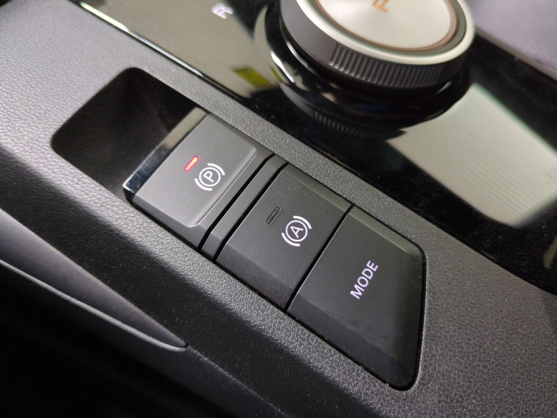 Photo 18 de l'offre de MG MOTOR MG3 HYBRID+ 195CH LUXURY à 18990€ chez Automobiles 25