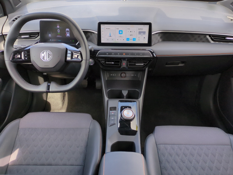 Photo 3 de l'offre de MG MOTOR MG3 HYBRID+ 195CH LUXURY à 18990€ chez Automobiles 25