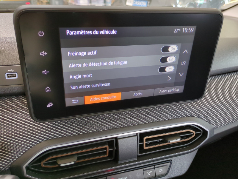 Photo 9 de l'offre de DACIA SANDERO 1.0 ECO-G 100CH STEPWAY EXPRESSION à 16999€ chez Automobiles 25