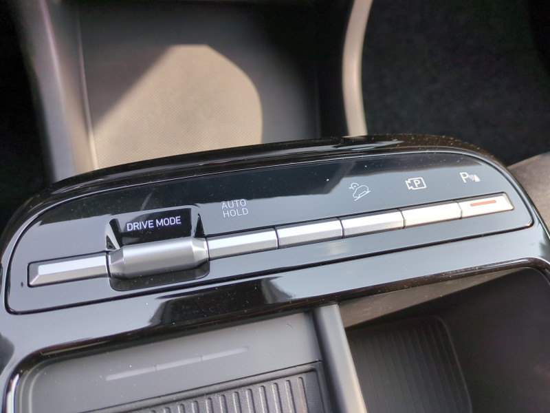 Photo 16 de l'offre de HYUNDAI TUCSON 1.6 T-GDI 215CH HYBRID CREATIVE - 22 % à 32999€ chez Automobiles 25