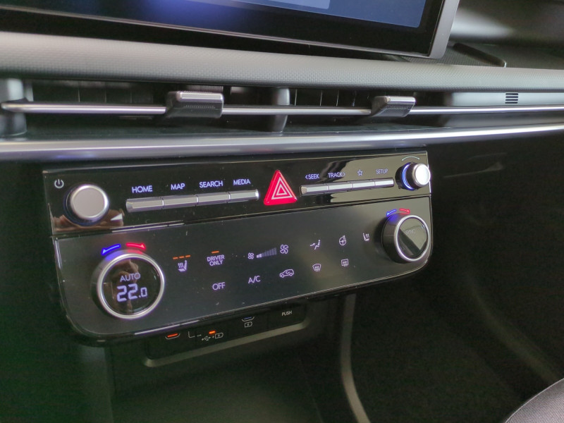 Photo 14 de l'offre de HYUNDAI TUCSON 1.6 T-GDI 215CH HYBRID CREATIVE - 22 % à 32999€ chez Automobiles 25