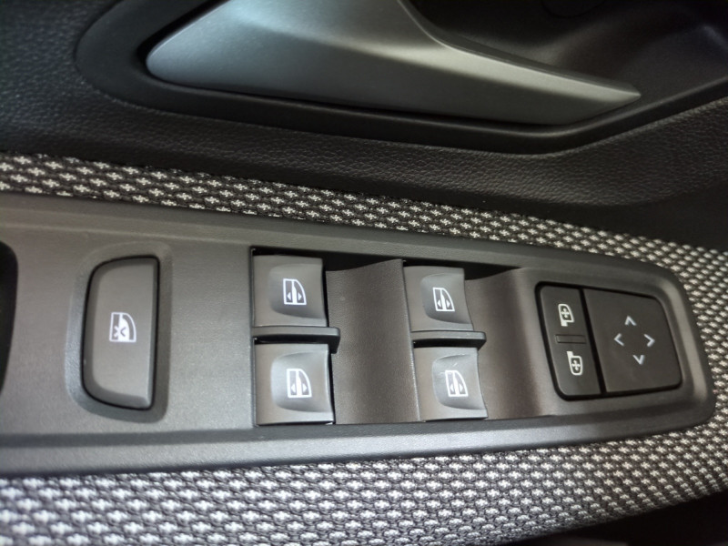 Photo 16 de l'offre de DACIA SANDERO 1.0 ECO-G 100CH STEPWAY EXPRESSION à 16999€ chez Automobiles 25