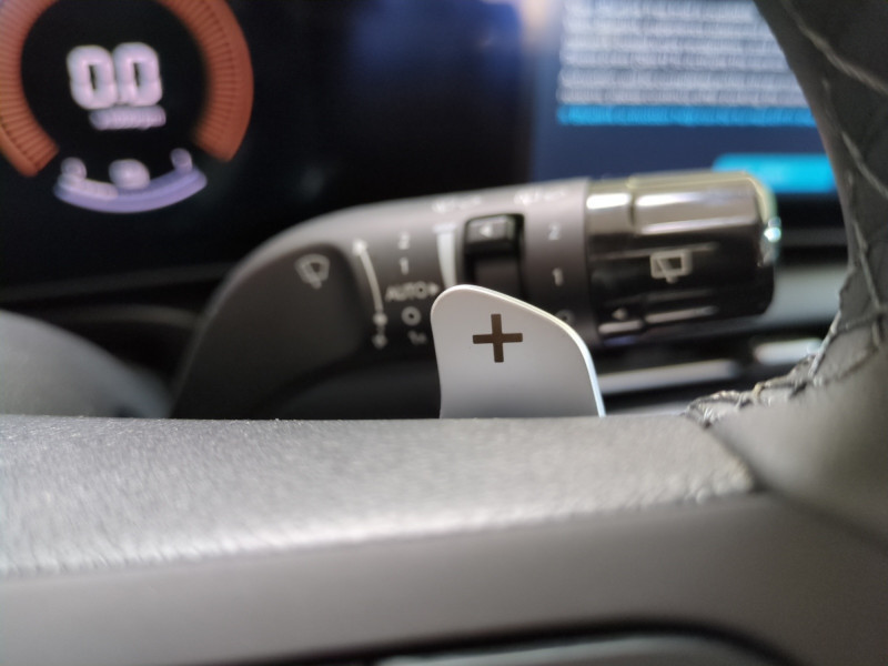 Photo 15 de l'offre de HYUNDAI TUCSON 1.6 T-GDI 215CH HYBRID CREATIVE - 22 % à 32999€ chez Automobiles 25