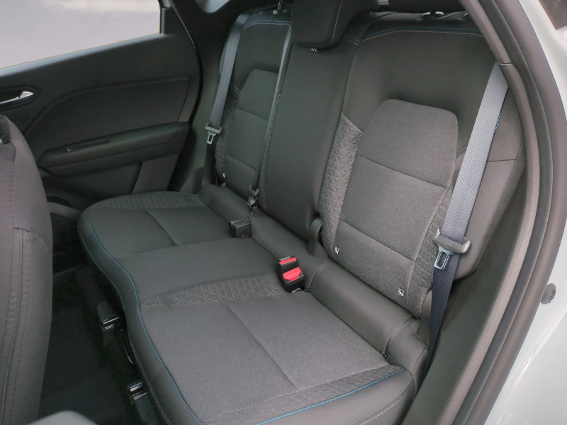 Photo 18 de l'offre de RENAULT CAPTUR II 1.0 ECO-G 100CH EVOLUTION - 22% à 20998€ chez Automobiles 25