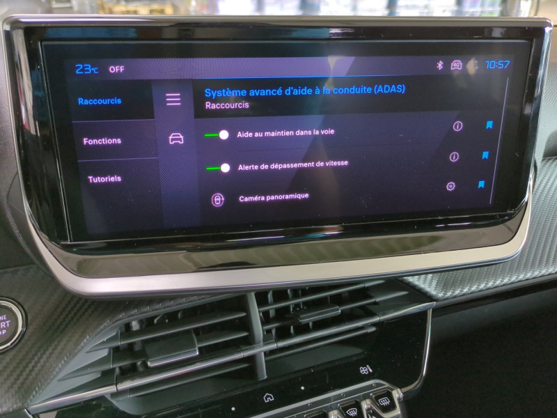 Photo 9 de l'offre de PEUGEOT 208 1.2 HYBRID 100CH ALLURE E-DCS6 - 22 % à 20999€ chez Automobiles 25