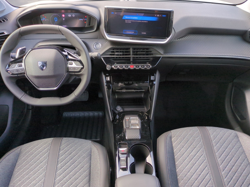 Photo 3 de l'offre de PEUGEOT 208 1.2 HYBRID 100CH ALLURE E-DCS6 - 22 % à 20999€ chez Automobiles 25