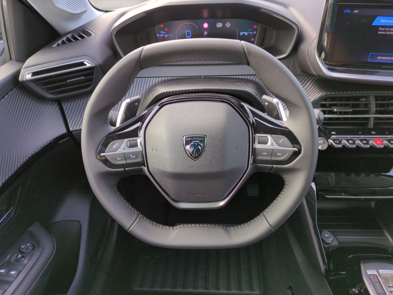 Photo 6 de l'offre de PEUGEOT 208 1.2 HYBRID 100CH ALLURE E-DCS6 - 22 % à 20999€ chez Automobiles 25