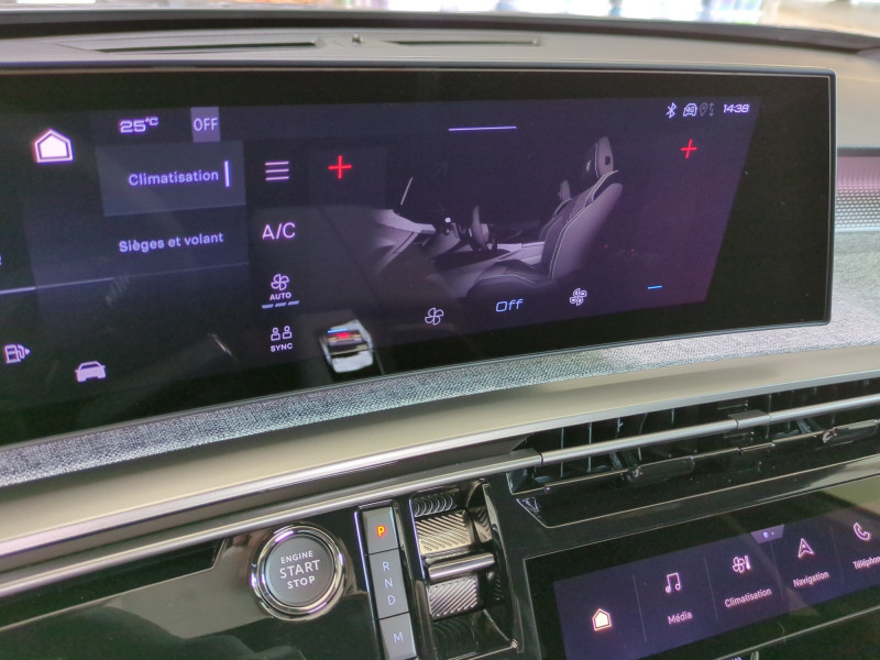 Photo 10 de l'offre de PEUGEOT 3008 1.2 HYBRID 145CH GT E-DCS6 - 28 % à 32498€ chez Automobiles 25