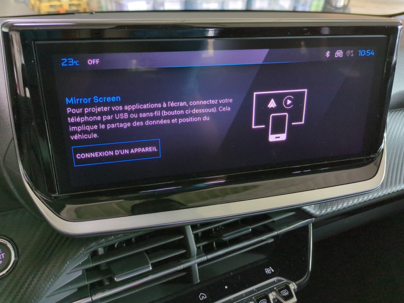 Photo 11 de l'offre de PEUGEOT 208 1.2 HYBRID 100CH ALLURE E-DCS6 - 22 % à 20999€ chez Automobiles 25