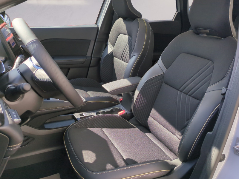 Photo 5 de l'offre de RENAULT SYMBIOZ 1.6 E-TECH FULL HYBRID 145CH ICONIC - 22 % à 31999€ chez Automobiles 25