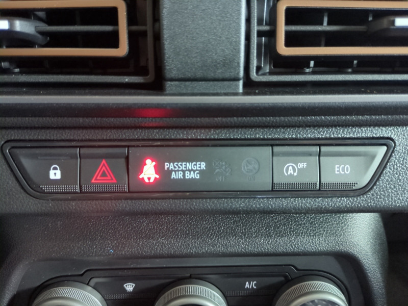 Photo 15 de l'offre de DACIA JOGGER 1.0 ECO-G 100CH EXTREME+ 7 PLACES - 11 % à 20999€ chez Automobiles 25