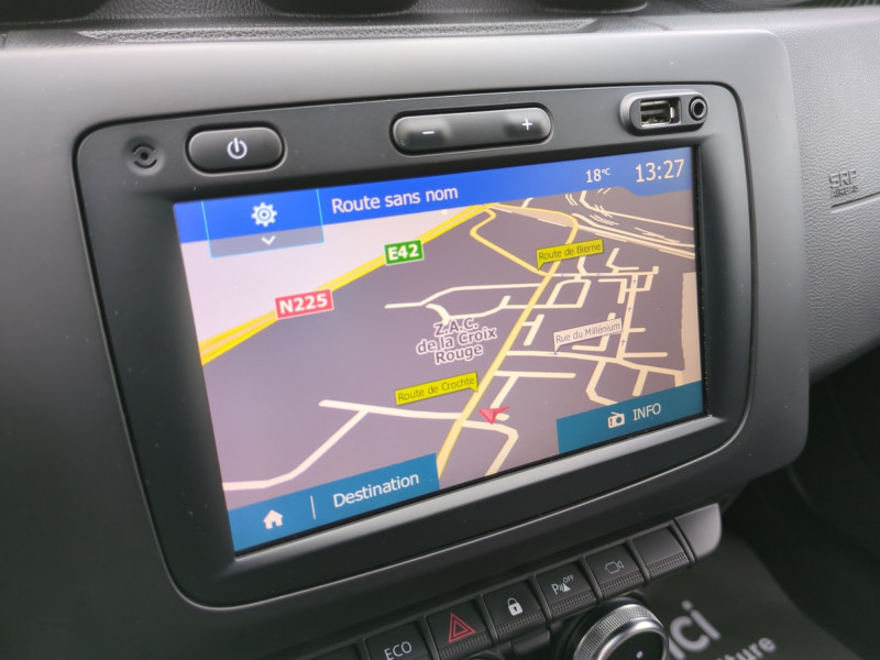 Photo 9 de l'offre de DACIA DUSTER 1.3 TCE 130CH FAP TECHROAD 4X2 à 12990€ chez Automobiles 25