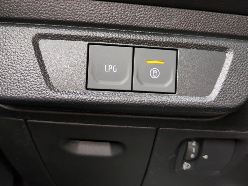 Photo 17 de l'offre de DACIA JOGGER 1.0 ECO-G 100CH EXTREME 7 PLACES à 21999€ chez Automobiles 25