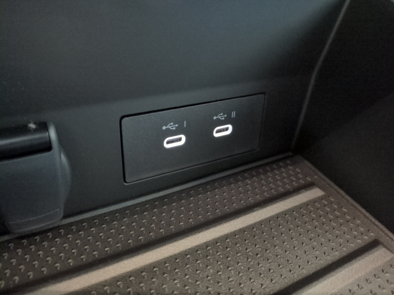 Photo 16 de l'offre de RENAULT SYMBIOZ 1.6 E-TECH FULL HYBRID 145CH ESPRIT ALPINE - 22 % à 30999€ chez Automobiles 25