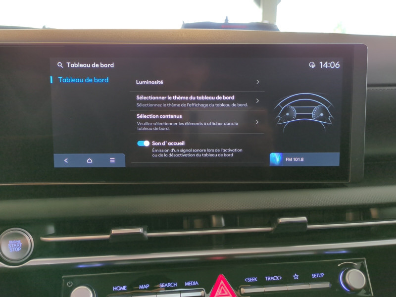 Photo 12 de l'offre de HYUNDAI TUCSON 1.6 T-GDI 215CH HYBRID CREATIVE -22% à 32999€ chez Automobiles 25