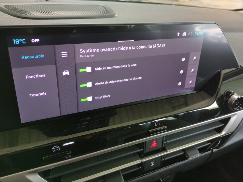 Photo 13 de l'offre de CITROEN C4 1.2 HYBRIDE 145CH S&S MAX AUTOMATIQUE -33 % à 24499€ chez Automobiles 25