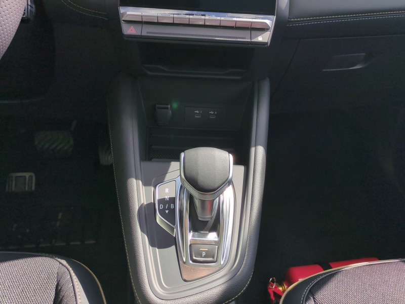 Photo 13 de l'offre de RENAULT SYMBIOZ 1.6 E-TECH FULL HYBRID 145CH ICONIC - 20 % à 31999€ chez Automobiles 25